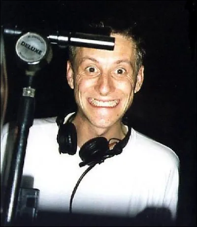 Max, Gerard de Suresne... Autant de personnages radiophonique que l'on pouvait voir en live à partir de 1997 sur la version télé de la station :