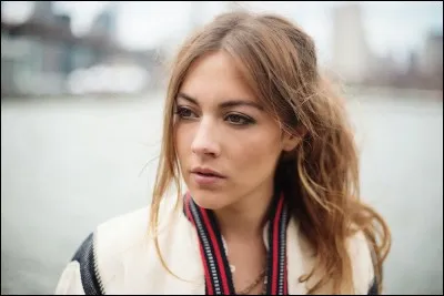 Comment s'appelle-t-elle ?