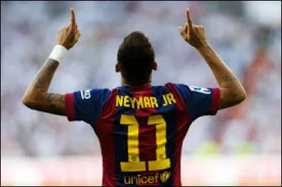Quel est le pied fort de Neymar ?