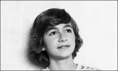 Quel est le nom de la tante d'Esteban, la mère de Diego ?