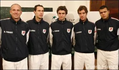 L'quipe de France de tennis a remport 9 fois la Coupe Davis.