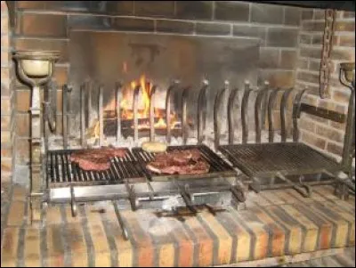 Quelle est cette sauce, idéale pour viandes rouges et certains poissons, qui se marie parfaitement avec une entrecôte ?