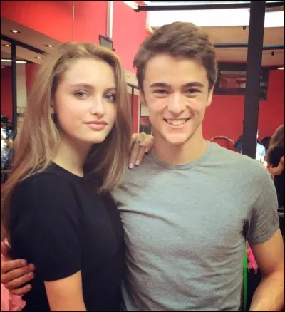 Dans le premier épisode, de qui Alex est-il tombé amoureux ?