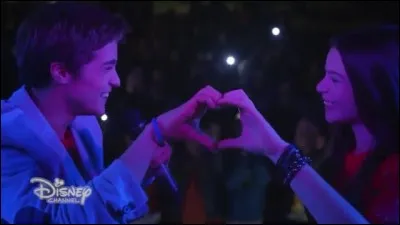 Quelle chanson Alex et Nicole chantent-ils ?