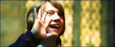 Avec qui Ronald est-il allé au bal de Noël en quatrième année ?