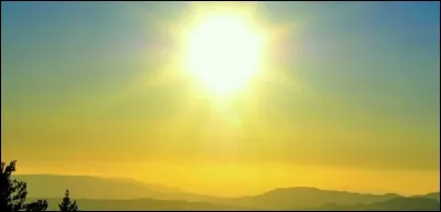 Les joueurs qui se trouvent au point de départ doivent avancer et toucher un mur assez éloigné, sans être vu par un autre qui est face au mur et qui dit « 1,2,3... ! », puis se retourne et le joueur qu'il voit bouger doit repartir au point de départ. Le premier à toucher le mur sans être vu en train de bouger est le gagnant.