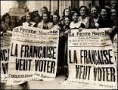 En 1755, quel est le premier pays a accorder le droit de vote aux femmes sans jamais revenir sur sa décision ?