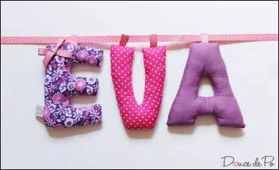 Le prénom Éva est dérivé de Ève, qui signifie ______ en hébreu.