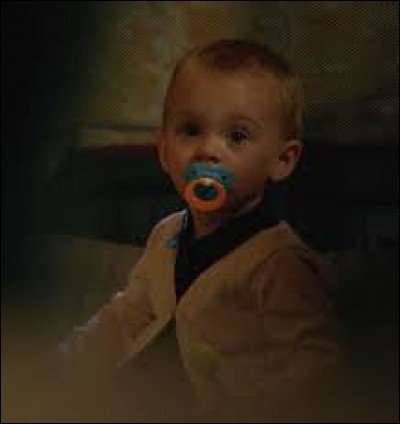 Comment s'appelle l'enfant de Klaus ?