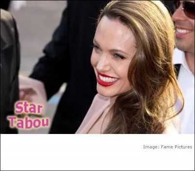 Elle a deux nationalits, la premire est amricaine, quelle est la seconde ?