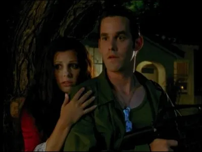 Exceptionnellement diffusé un vendredi (le 30 Octobre 1998), l'épisode "Halloween" de Buffy voit ses héros...