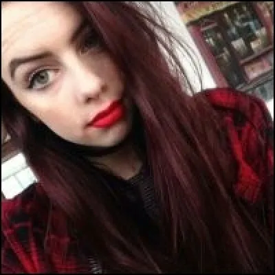 Qui est la quatrième sur ?