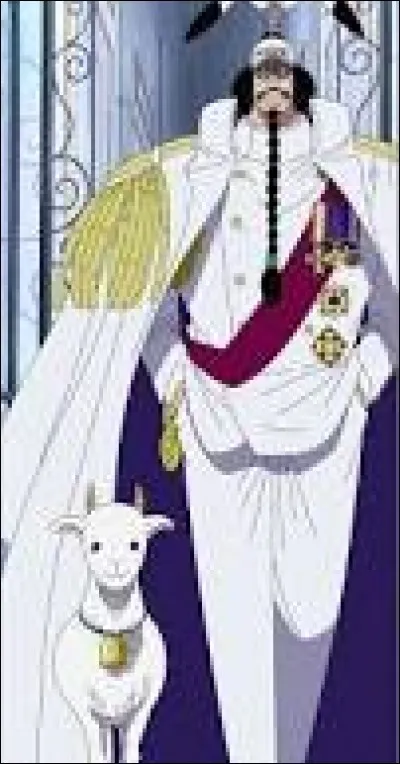 Qui est recommandé par Sengoku au poste d'amiral en chef après sa démission ?