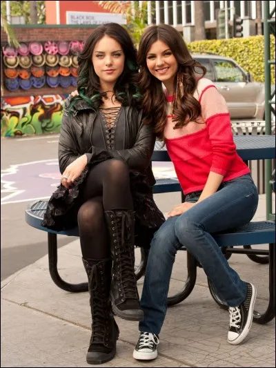 Dans la série, Tori et Jade sont...