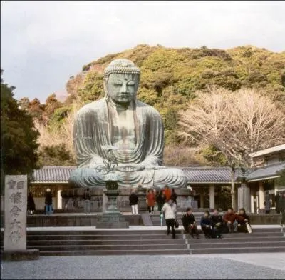 Quel est le nom du grand bouddha de Kamakura ?