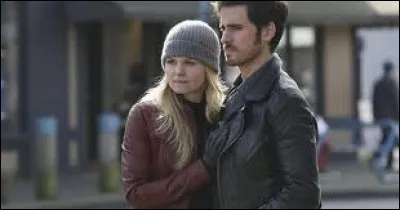 Qui sont ce capitaine à la main pointue et cette sauveuse ?