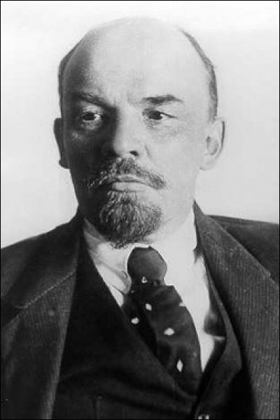 Autant commencer par le premier de tous. Né en 1870, il dirigea l'URSS de 1917 à sa mort en 1924. Qui est-ce ?