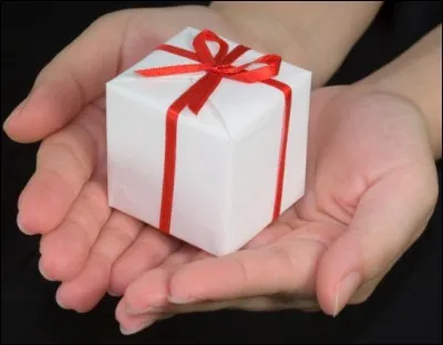 Le mot commence par "L'ami" :