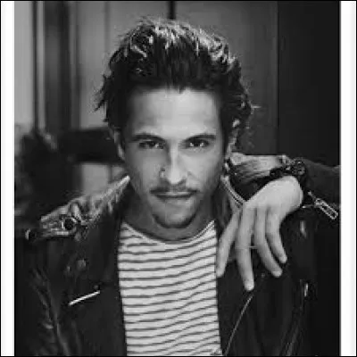 Qui est ce chanteur ?