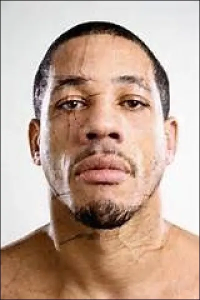 Comment s'appelle cet homme ? (Indice : il était dans le groupe NTM)