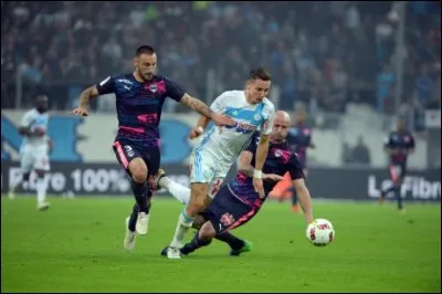 Quel club de football a remporté la Ligue des champions en 1993 contre le Milan AC ?