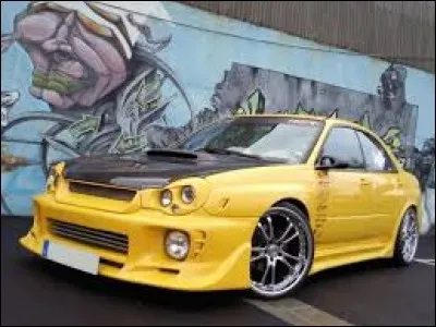 Les soirs de réveillon, il arrive que des véhicules freinent peu quand des voyoux font des rodéos dans les banlieus des villes.