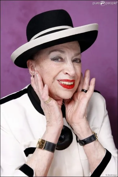 Surnommée « la Dame au Chapeau ». Comment s'appelle cette ancienne présidente du Comité Miss France et de l'élection Miss Nationale ?