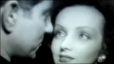 Elle qui l'aimait tant, elle le trouvait...(complétez) :