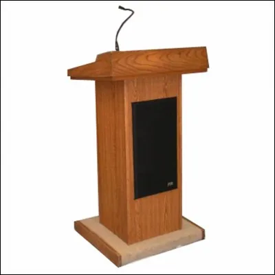 Laquelle de ces propositions correspond à la définition suivante : orateur populaire, à l'éloquence puissante et directe ?