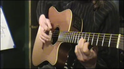 Qui chante "No me mirès màs" ?