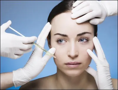 Laquelle de ces chanteuses a eu recours à la chirurgie esthétique ?