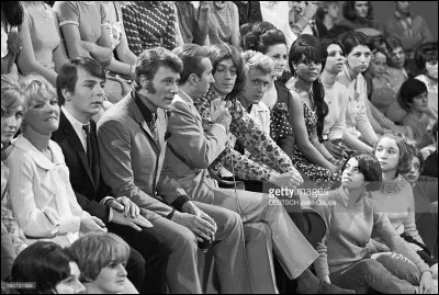 Qui présentait l'émission "Age tendre et tête de bois" de 1961 à 1965 ?