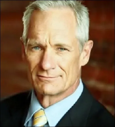 Comment s'appelle l'acteur qui ressemble à Kingpin ?