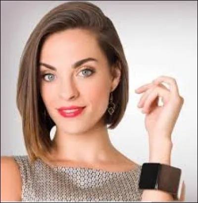 Jade Lafontaine est la sur de...