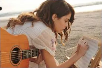 A-t-elle composé "Hoy somos más" ?