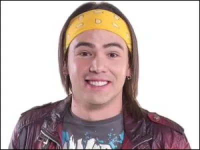 Qui est l'amoureuse d'Alexandre ?