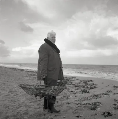 Dans le film "Un singe en hiver", quel est le défaut d'Albert Quentin (interprété par Jean Gabin) ?