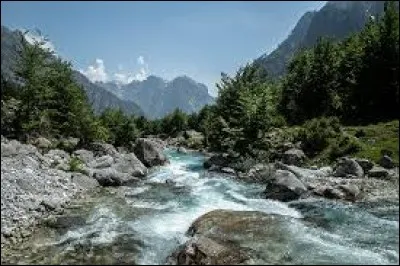L'Albanie est un pays. Vrai ou faux ?