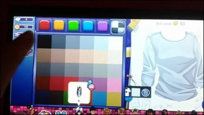 Pour créer des habits, il faut aller sur :