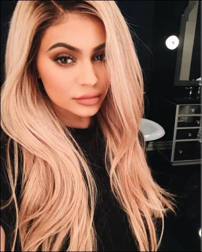 Qui est Kylie Jenner pour Kim Kardashian ?