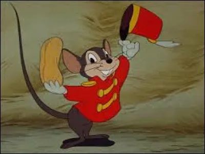 Comment s'appelle la petite souris sympathique qui veille sur Dumbo ?