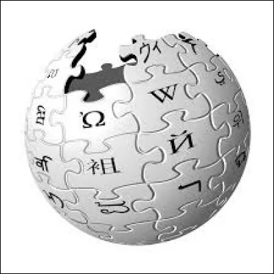 En quelle année a été lancée la première version de Wikipédia sur Internet ?