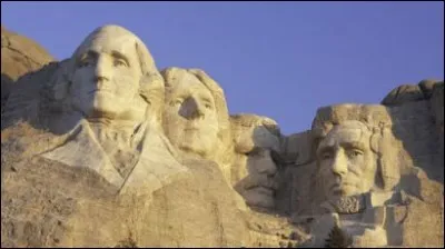 Quel président américain a été élu à quatre reprises ? (Fait unique dans l'histoire des États-Unis).