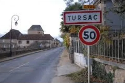 Cette balade se termine en Dordogne, à Tursac. Nous sommes dans la nouvelle région ...