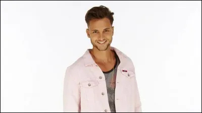 Bastien est l'alibi de quel couple ?