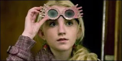 Question film : l'actrice qui joue Luna Lovegood est Bonnie Wright.