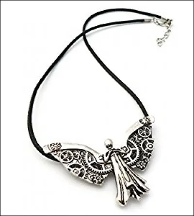 Quel collier préfères-tu ?