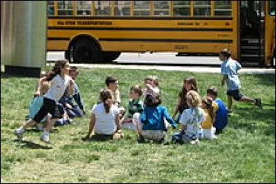 Quel est l'autre nom du jeu du mouchoir ?