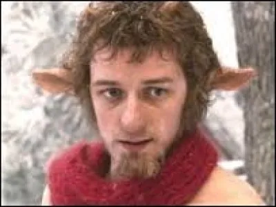 Le premier personnage que rencontre Lucy à Narnia s'appelle : monsieur Tumnus