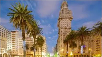 U - Que peut-on voir sur le drapeau de l'Uruguay ?